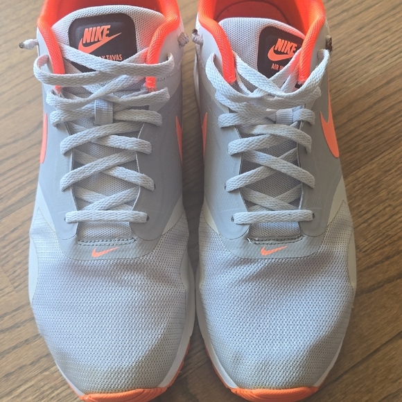 Mens size 11.5 Nike Grey Tavas Athletic Shoe